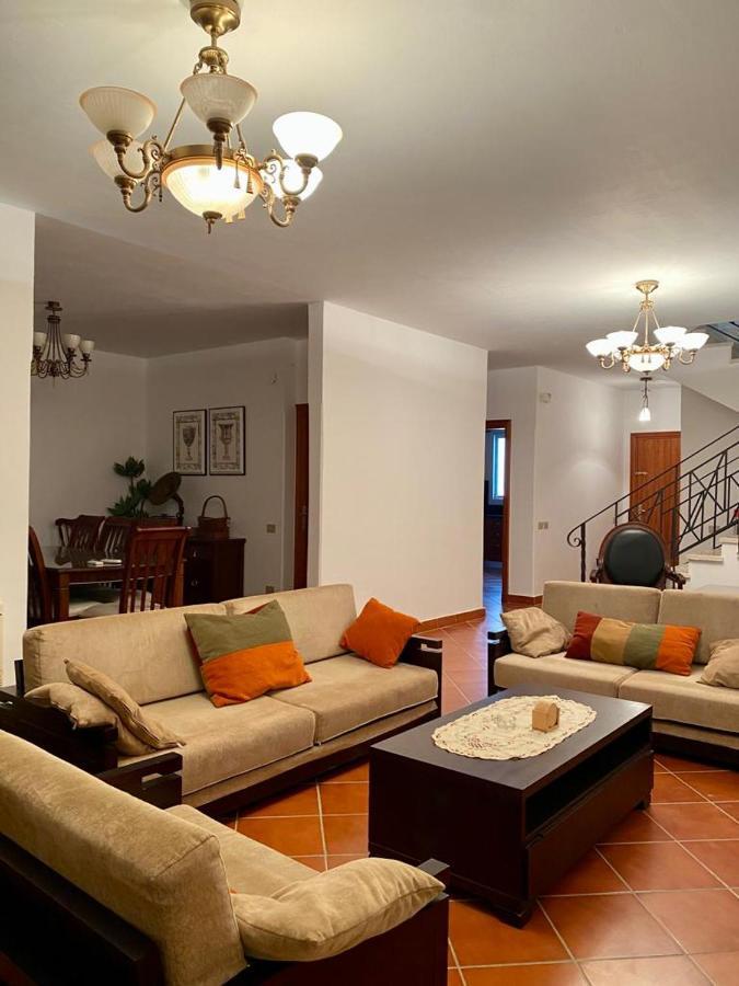 A Sea View Spacious Cheering 5 Bedroom Villa Ain Sokhna "Ain Bay" فيلا كاملة للإيجار قرية العين باي Ain Sukhna Eksteriør billede