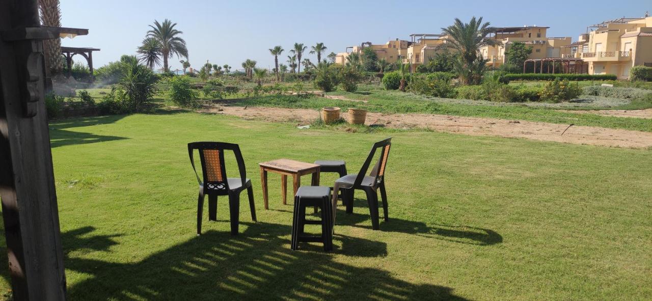 A Sea View Spacious Cheering 5 Bedroom Villa Ain Sokhna "Ain Bay" فيلا كاملة للإيجار قرية العين باي Ain Sukhna Eksteriør billede