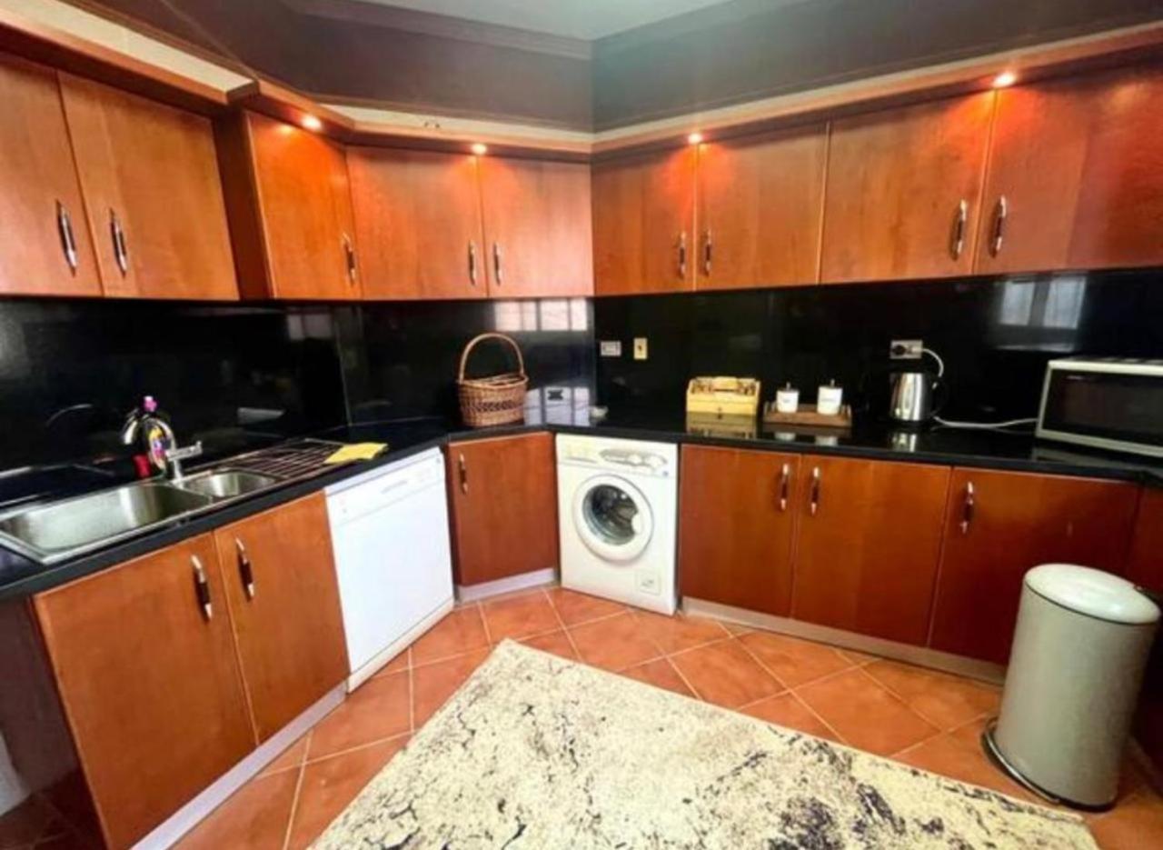 A Sea View Spacious Cheering 5 Bedroom Villa Ain Sokhna "Ain Bay" فيلا كاملة للإيجار قرية العين باي Ain Sukhna Eksteriør billede