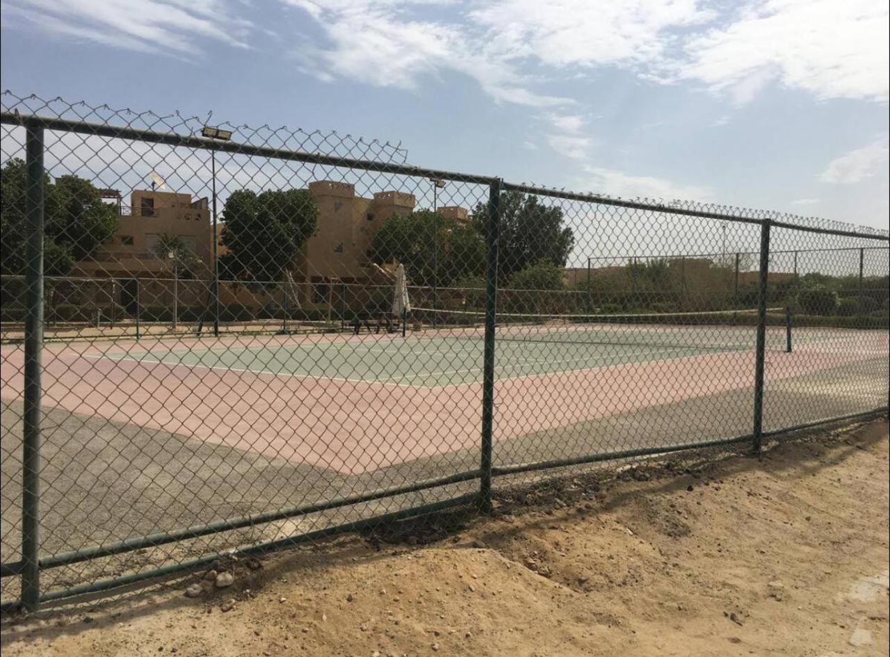 A Sea View Spacious Cheering 5 Bedroom Villa Ain Sokhna "Ain Bay" فيلا كاملة للإيجار قرية العين باي Ain Sukhna Eksteriør billede
