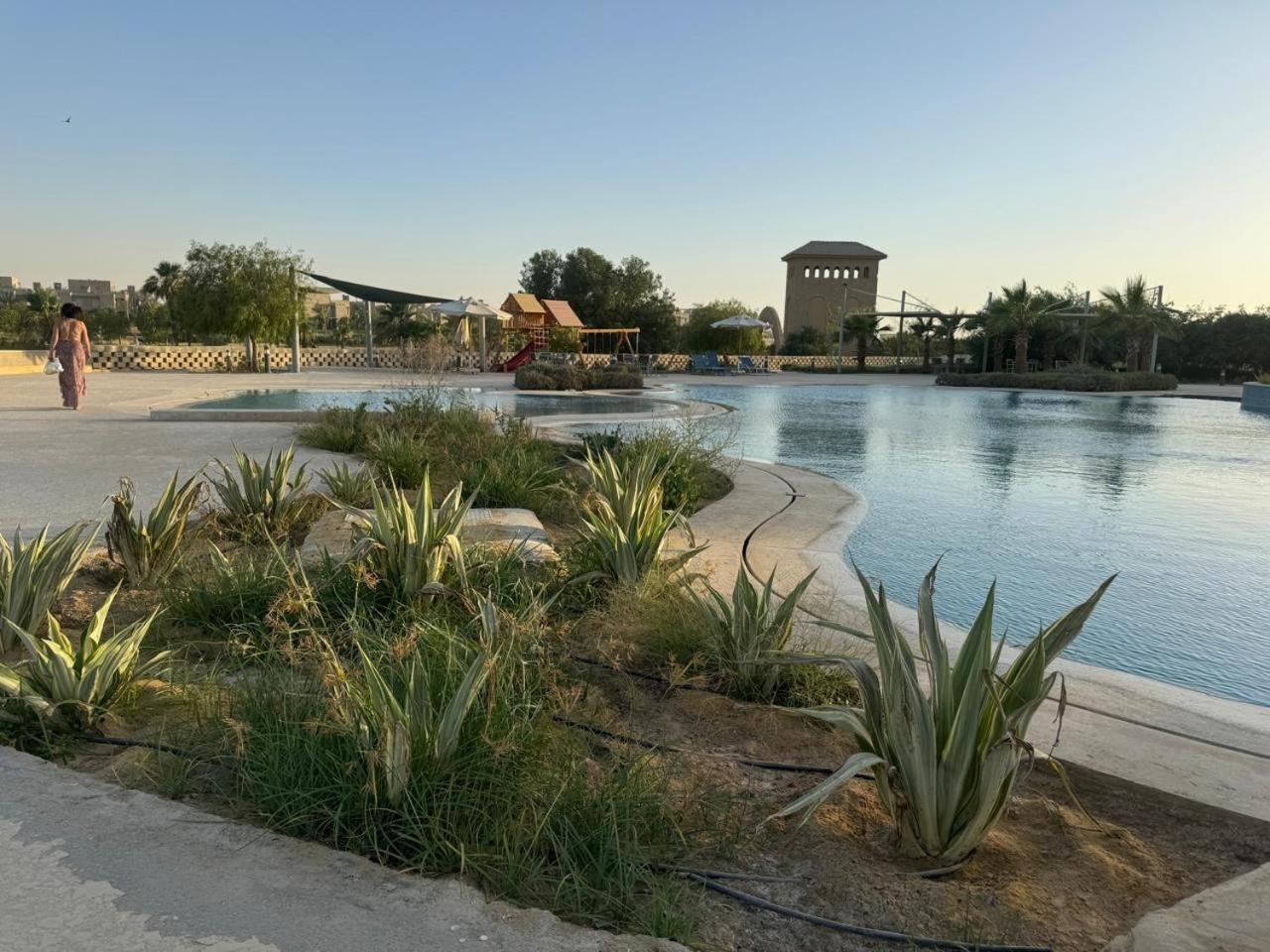 A Sea View Spacious Cheering 5 Bedroom Villa Ain Sokhna "Ain Bay" فيلا كاملة للإيجار قرية العين باي Ain Sukhna Eksteriør billede